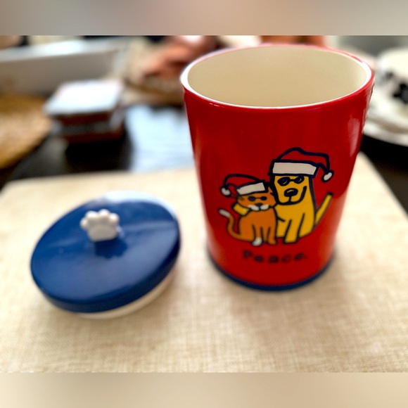 Life is Good Jar Peace Red with blue lid with paw handle for Pet Treats - Picture 4 of 4